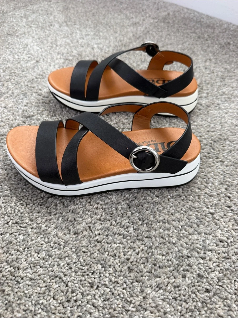 NWB Diba Tru Black Strap Wedge Sandals, Sz. 6